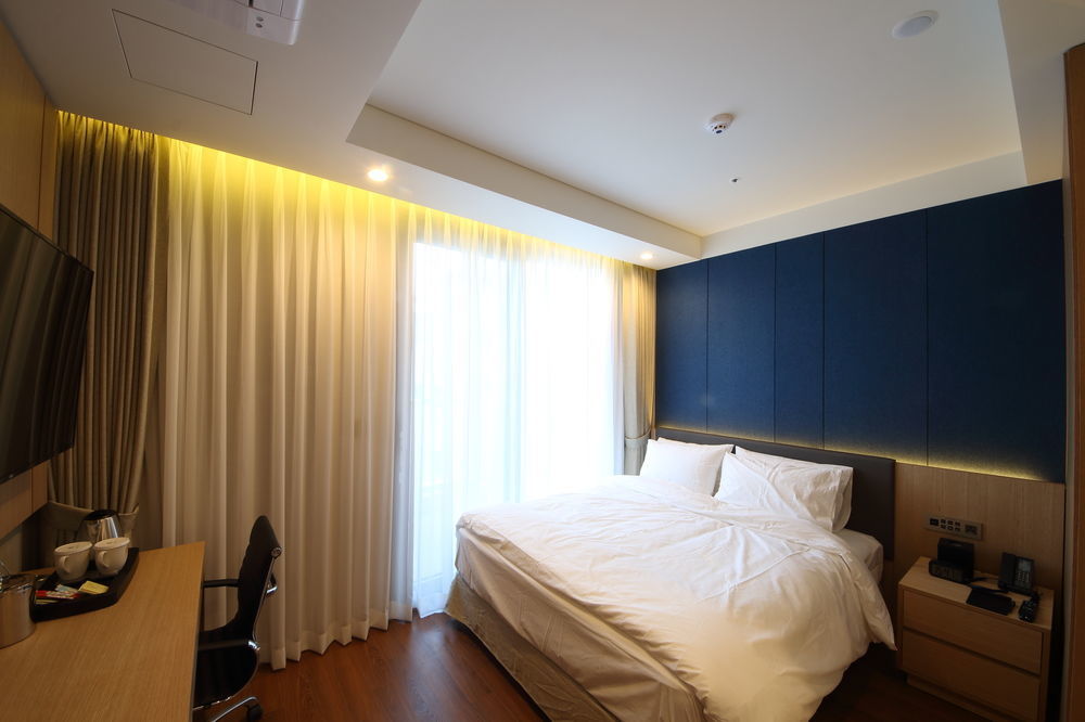 Benikea The H Hotel Hwaseong Ngoại thất bức ảnh