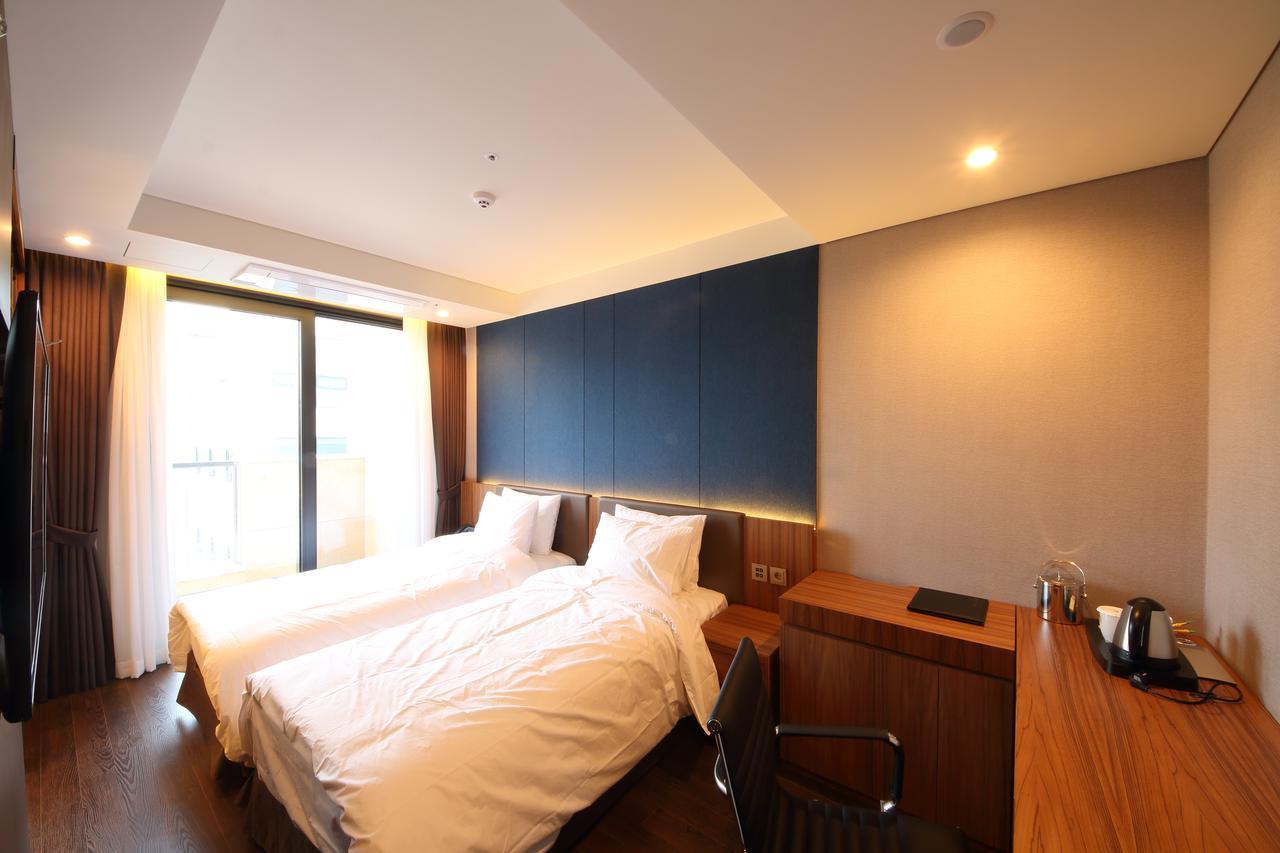 Benikea The H Hotel Hwaseong Ngoại thất bức ảnh